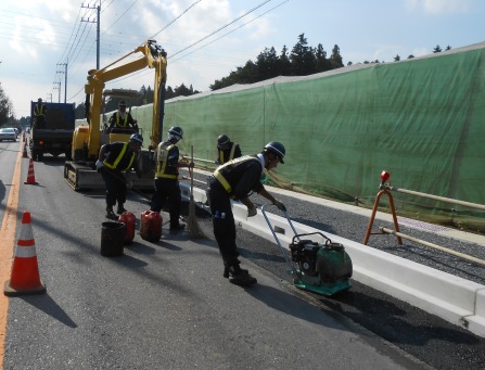 茨城県石岡市（八郷町）有限会社シンケンは舗装工事に自信があります。舗装工事は有限会社シンケンにお任せください。